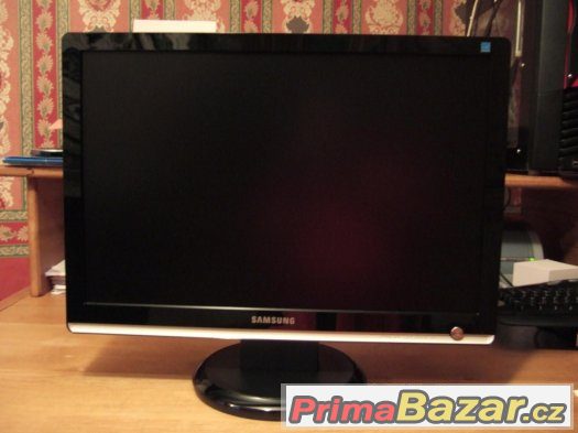 Samsung Synmaster 223bw  LCD monitor 22