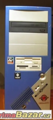 Athlon 64, 512 MB Ram, nVidia 256 MB, 120 GB Disk, Win XP
