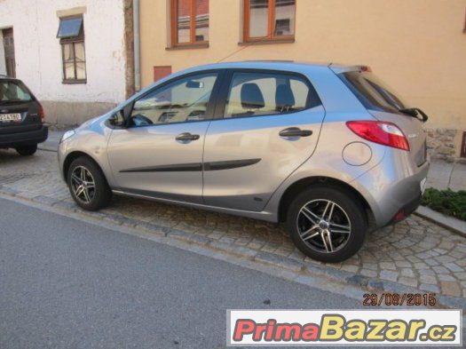 Mazda 2  1,3