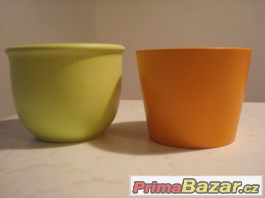 Keramický obal na květník + dózy do mikrovlnky Keramický obal na květník + dózy do mikrovlnky