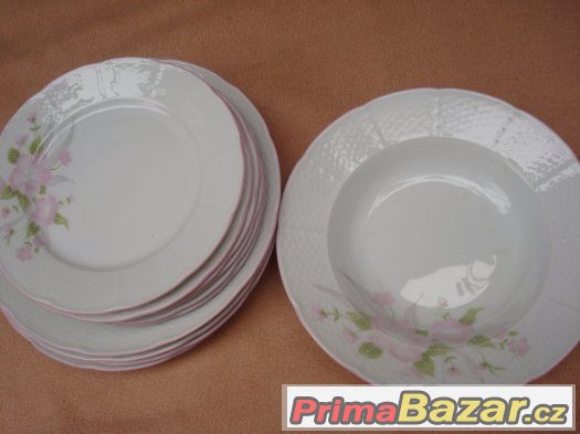 Talíře 6+4+1 Thun + bílé talíře