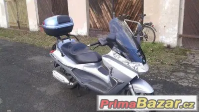 Piaggio X8