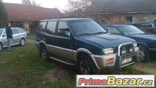 Prodam Nissan Terrano II 2.4i