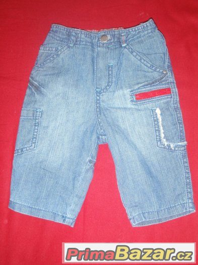 031- Setík tričko TOMMY HILFIGER+3x jeans+vestička NEXT 3-6m