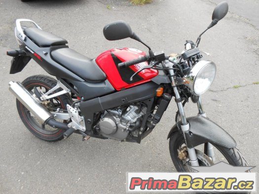 motocykl-honda-cbr-125