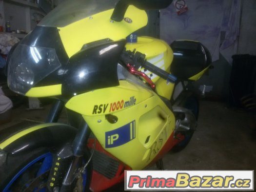 aprilia-rsv-1000-rp