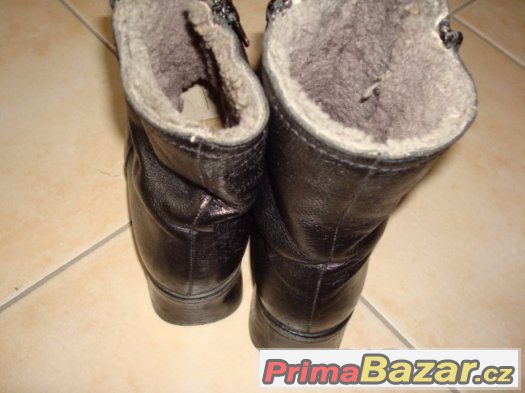 Kozačky kožené teplé velikost 38 Kozačky kožené teplé velikost 38