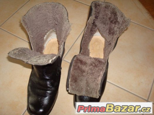 Kozačky kožené teplé velikost 38 Kozačky kožené teplé velikost 38