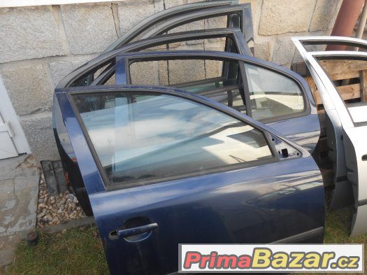 Škoda Octavia 1 facelit - boční dveře levně Škoda Octavia 1 facelit - boční dveře levně