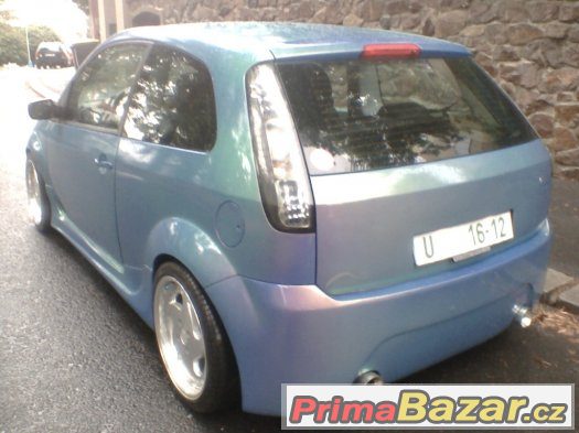 Ford Fiesta 1,3 r. 2006 - MÁLO JETÁ