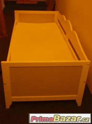 Dětská postýlka HENSVIK