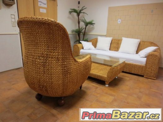 Exotická sedací souprava z banánovníku. 3+1+taburet+stolek