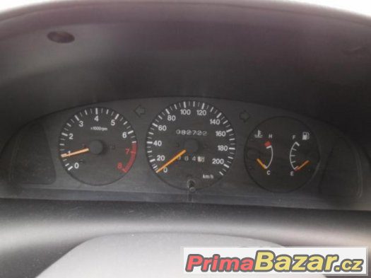 Suzuki Baleno 1.6i, klimatizace