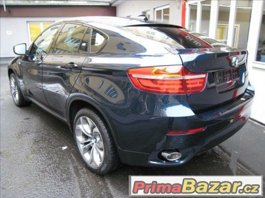 BMW X6 xDrive40d - rok 2015, LED světla, NAVI, kamera,