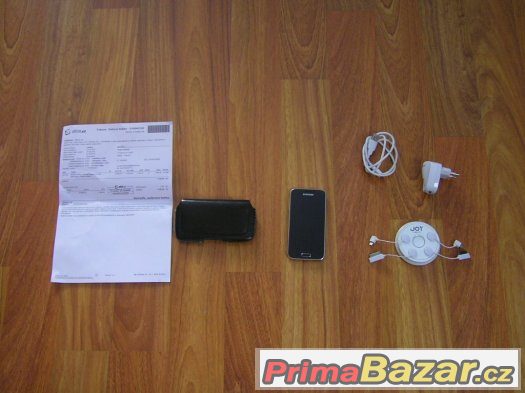Telefon Samsung Galaxy S5 mini 14 měsíců v záruce Telefon Samsung Galaxy S5 mini 14 měsíců v záruce