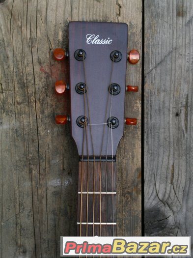 Prodám akustickou kytaru Classic zakázkové výroby