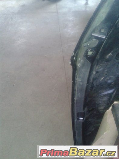 kapota Audi A4 8K kapota Audi A4 8K