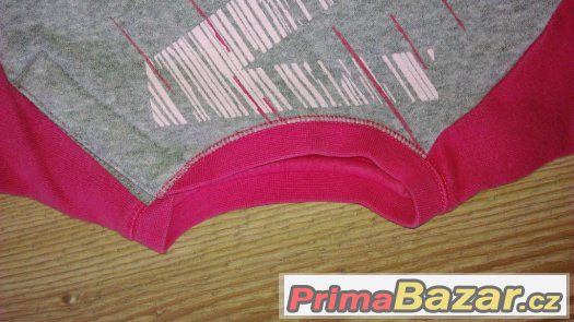 MIKINA NIKE -80/85 MIKINA NIKE -80/85