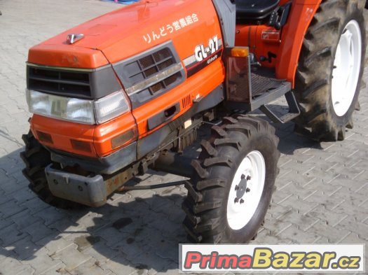 Výkonný malotraktor KUBOTA Grandel GL27 DT s výkonem 27 Hp