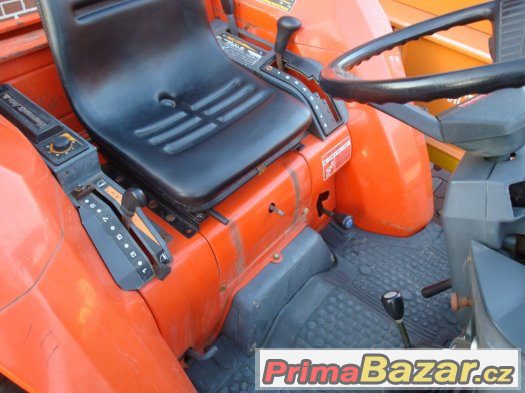 Výkonný malotraktor KUBOTA Grandel GL27 DT s výkonem 27 Hp