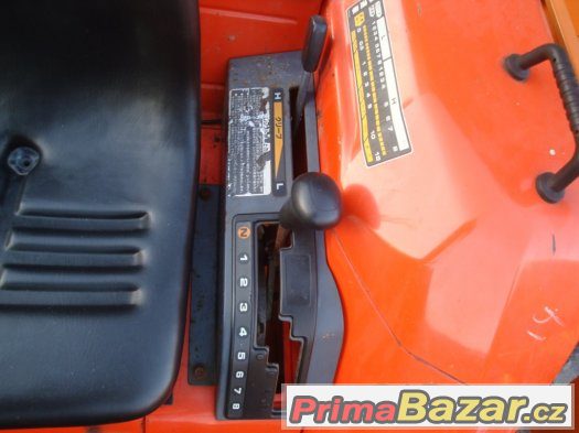 Výkonný malotraktor KUBOTA Grandel GL27 DT s výkonem 27 Hp