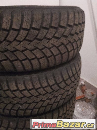 Zimní pneu NOKIAN W 205/55R16 7mm vzorek Zimní pneu NOKIAN W 205/55R16 7mm vzorek