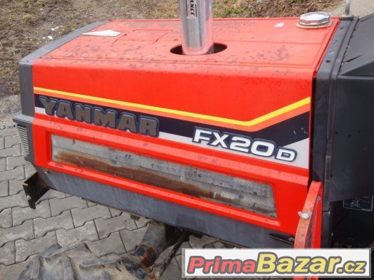 Traktor Yanmar FX20D, výkon 20 Hp, automat, 4x4, tříválec