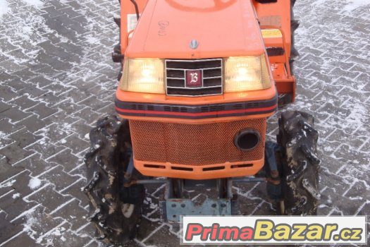 Malotraktor KUBOTA bulltra B1-15 s výkonem 15 Hp, 4x4