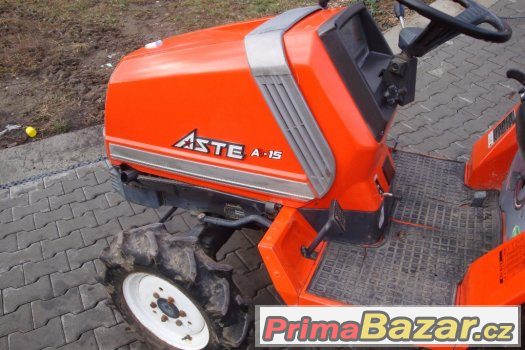 Malotraktor KUBOTA Aste A15, výkon 15 Hp, 4x4 tříválec