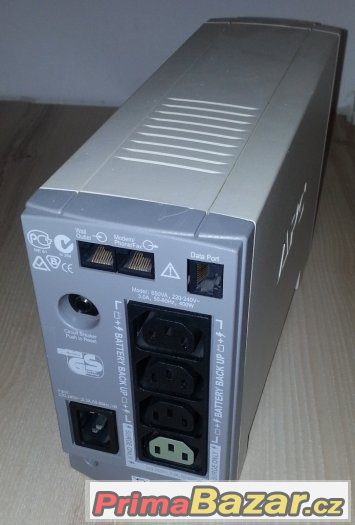 Záložní zdroj APC Back-UPS CS 650 (BK650EI)