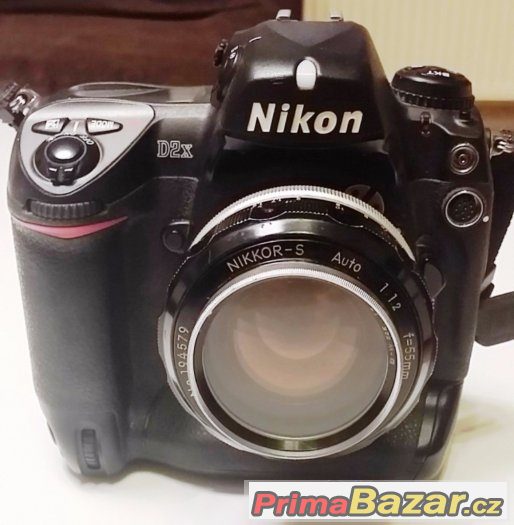 NIKON D2X