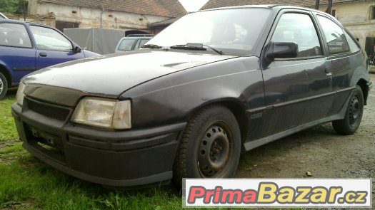 Opel Kadett E GSi prodám veškeré ND z kompletního vozu