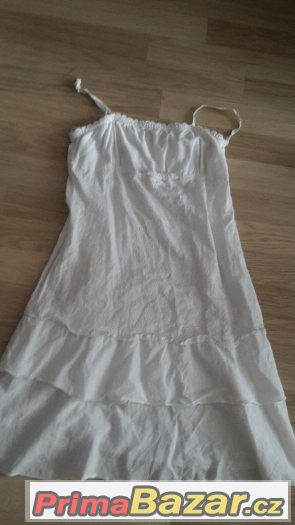 Bílé bavlněné šaty Terannova v.S