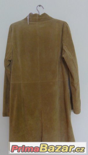 Dámský kabát z broušené kůže