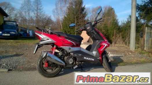 Skútr Maxon 125