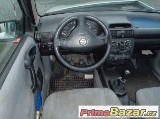 Opel corsa 1.0 1998