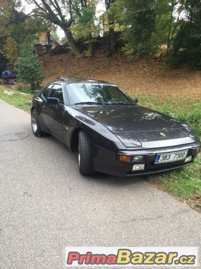 Porsche 944 2.5 1984 original stav