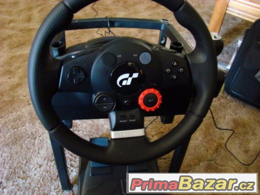 Volant logitech gran turismo NOVÝ