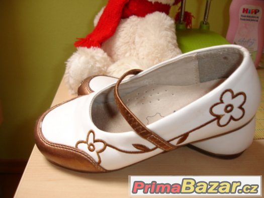 kvalitni-balerinky-zn-peddy-boticky-k-sukynce-vel-28
