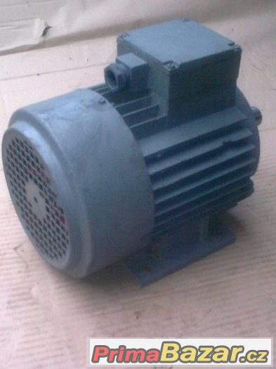 elektromotor patkový  380/220v,1,5kw,2870ot/min