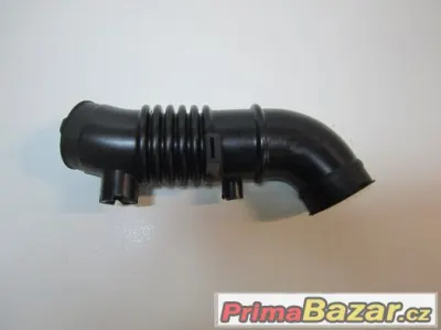 Hadice sání Mazda 323 BA 1,5i