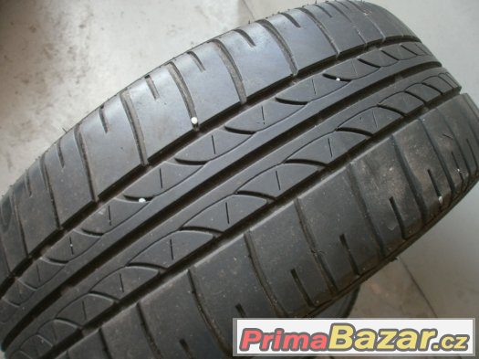 Prodám 2 x letní pneu Bridgestone 175/55-15