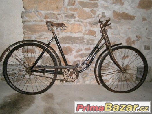 Stré dámské kolo Jdeal, 1936, nález Stré dámské kolo Jdeal, 1936, nález