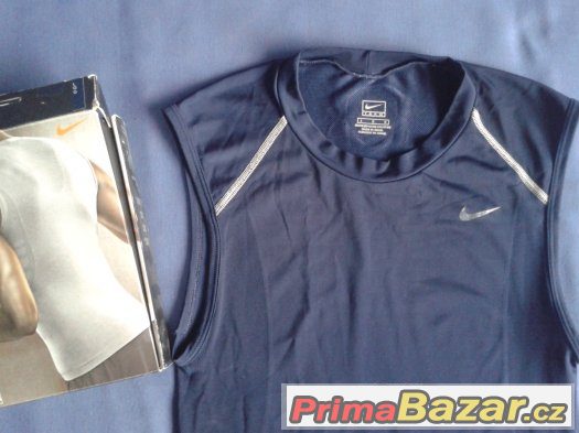 Funkční triko Nike tmavě modré unisex, vel L , spíš S/M