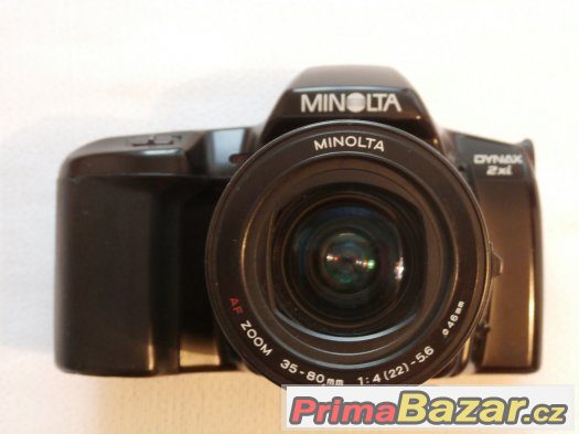 Zrcadlovka na kinofilm Minolta 2xi Dynax s obj. 35-80mm