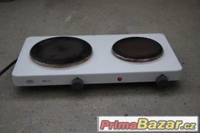Elektrický dvouplotýnkový vařič ETA 2117. 2500 W