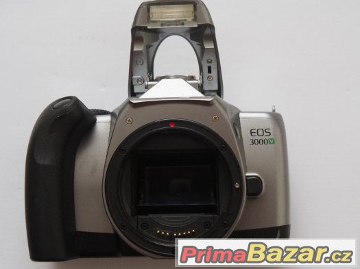 Zrcadlovka na kinofilm Canon EOS 3000V - tělo