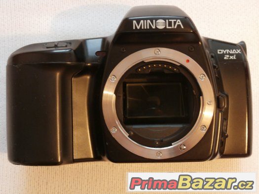 Minolta 2xi Dynax s autofokusovým obj. AF 35-80