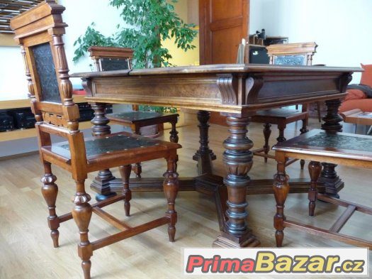Starožitný stůl ořech + 4 židle, kolem r.1880 Starožitný stůl ořech + 4 židle, kolem r.1880