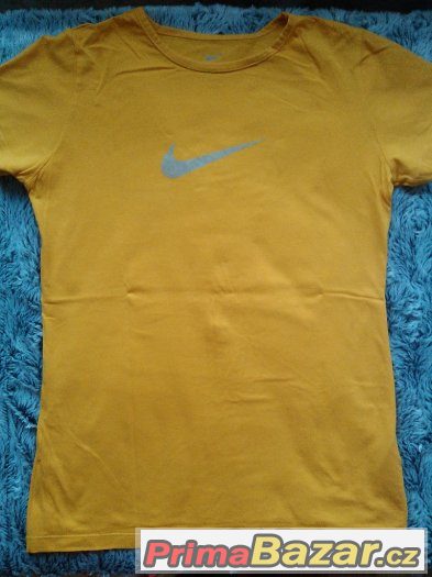 tricko-nike-damske-vel-xl-malo-nosene